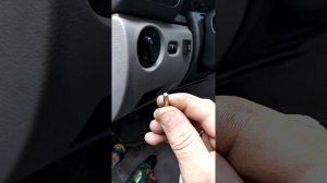 Как снять полку под рулём Passat B5?