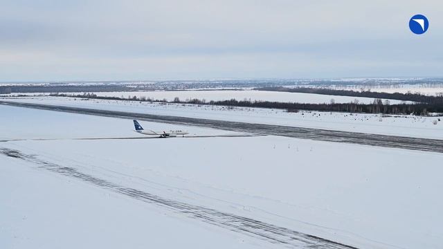 Ту-204 в новой ливрее ОАК совершил контрольный полет смотреть онлайн