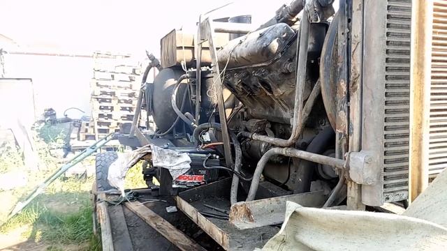 ЯМЗ-236. Выкидывает масло в выхлопной коллектор. смотреть онлайн