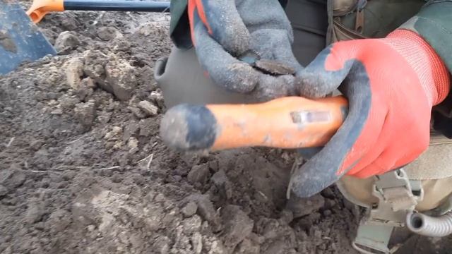 Снова поле клада пробуем перекопать в надежде клада оп эквинокс 800 ekvinox 800 выход 15 смотреть онлайн
