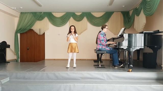 Юлия Гималетдинова, В. Шаинский, голубой вагон, блокфлейта. смотреть онлайн