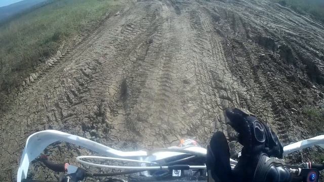 ГОРЯЧИЙ источник смотреть онлайн