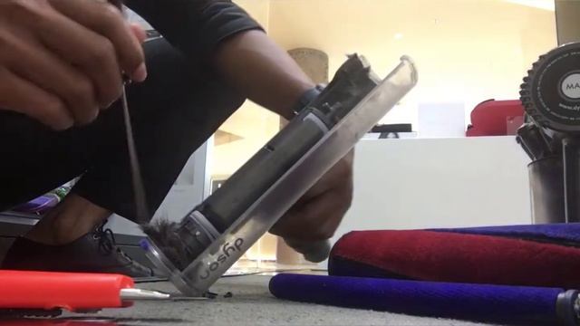 Clean and maintanance vacum dyson V6 Dc74 смотреть онлайн