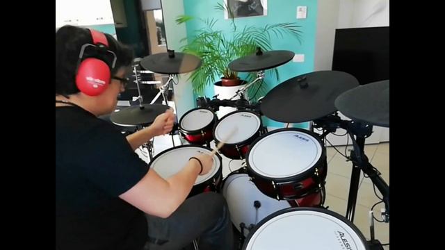 Where the streets have no name - U2 - drumcover on Alesis Strike Pro Special Edition смотреть онлайн
