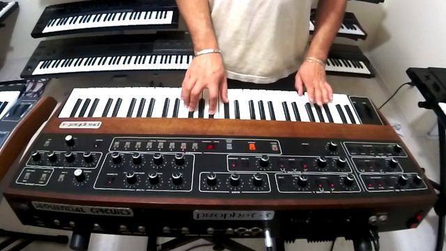 Sequential Circuits Prophet-5 . 70's and 80's. love sounds смотреть онлайн