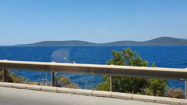 Вот куда надо было ехать отдыхать.. Все довольны.. смотреть онлайн