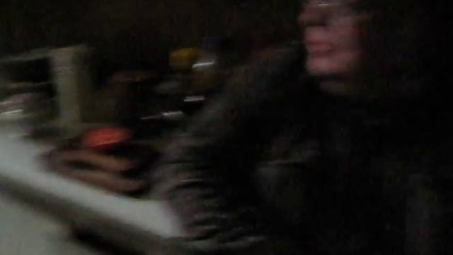 белая швейцарская овчарка делает гав!!! смотреть онлайн