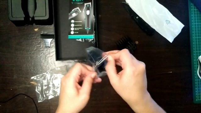 Крутая машинка для стрижки волос! Распаковка и обзор машинки VGR V 123! смотреть онлайн