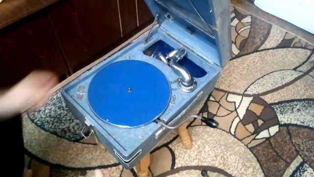 Как запустить портативный патефон (граммофон) смотреть онлайн