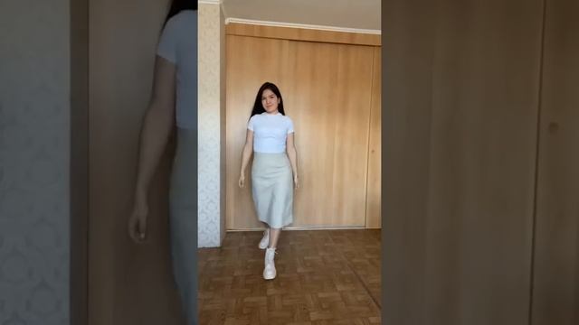 Юбка из искусственной кожи с Алиэкспресс. Ссылка в комментариях смотреть онлайн
