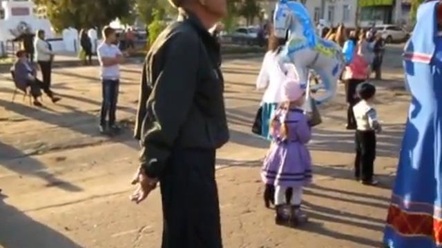 День города Кирсанов-2014. Поет Чернышев смотреть онлайн