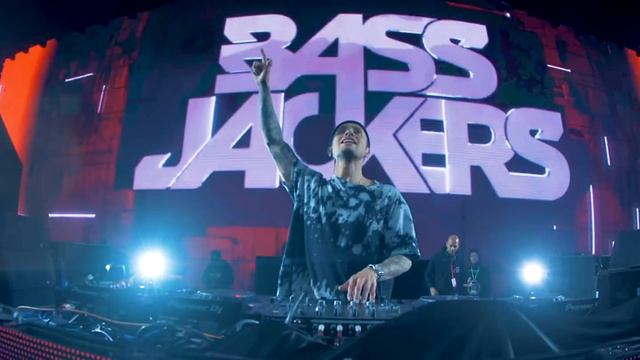 Dimitri Vegas & Like Mike Vs Bassjackers - You're Next (Mortal Kombat Anthem)