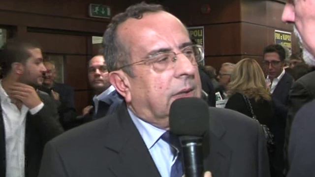 Alfredo Vito annuncia la sua adesione a Futuro e Libertà смотреть онлайн