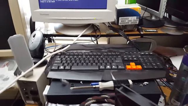 Unprofessional unboxing and overview of ASUS X99 Deluxe II PART 3 смотреть онлайн