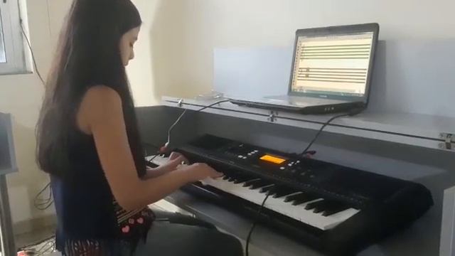 Soft Mozart lebanon yara(11 years) playing French song PH with metronome. Preparatory level C смотреть онлайн