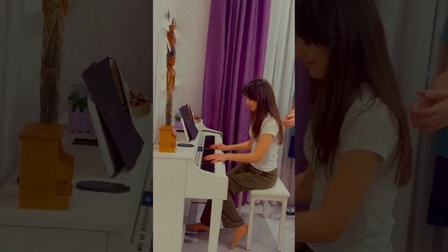 Indila Love Story piano cover by Murad”s gracious piano teacher 💜❣️ #indila #indilalovestory смотреть онлайн