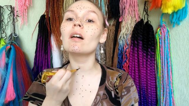 Веснушки | Рисуем хной на лице | Летний макиях смотреть онлайн