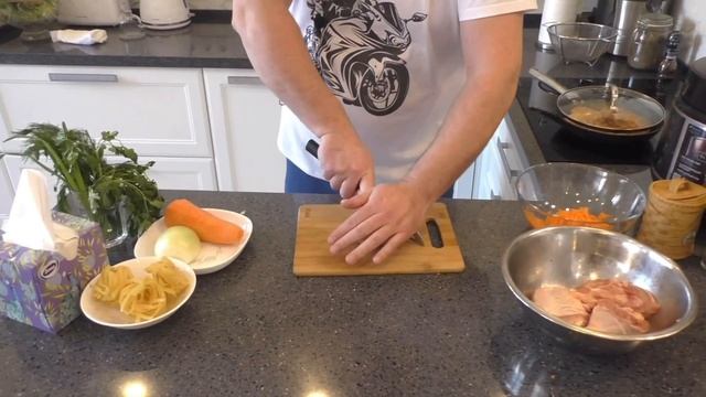 Готовим из ОДНОЙ курицы 3 БЛЮДА! смотреть онлайн