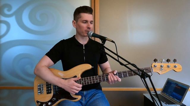 Fender Precision Bass Deluxe USA смотреть онлайн