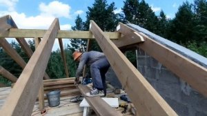 #строимдом#строимбаню Двухскатная крыша. Строим баню своими руками. Пошаговая инструкция. Часть 6.