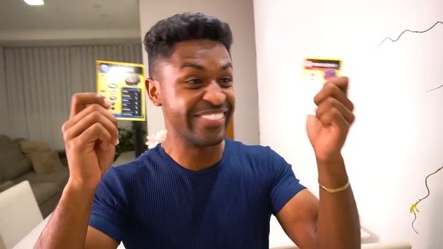 INCRÍVEL! COMPREI UM SUPER TRUNFO DE BEYBLADE! (CARDS ULTRA RAROS) смотреть онлайн