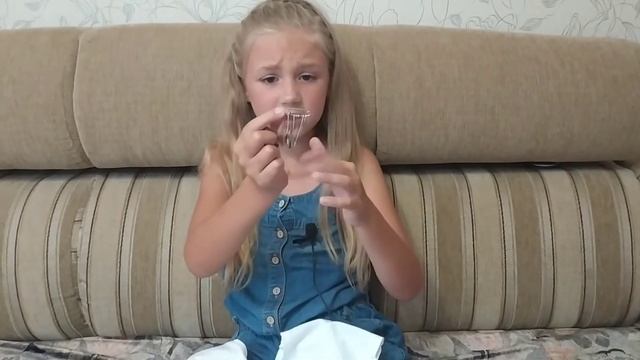 Я сделала крутой топ из старой футболки!! ??? #diy #лайфхак #лайфхакидлядевушек смотреть онлайн