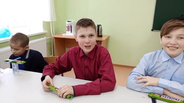 Поздравление от 7Б Класса с Днём Защитника Отечества. смотреть онлайн