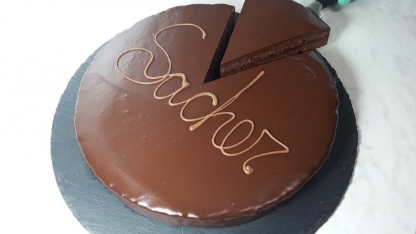 🍫 Классический Торт «ЗАХЕР»: австрийская легенда! САМЫЙ шоколадный торт SACHER 💥