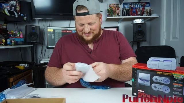 SNES Classic Unboxing! смотреть онлайн