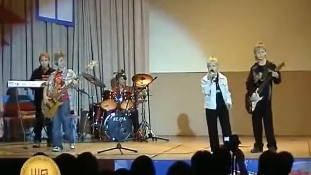 Когда мне было ровно пять - Алексей Цветков и Робинзон смотреть онлайн