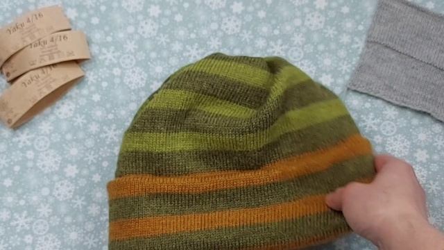 Многоликая шапка со скрученной макушкой смотреть онлайн