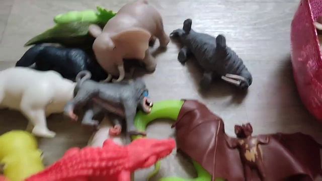 Моя коллекция сквиш игрушек. Sbabam toys. Обзор сквиш животных. смотреть онлайн