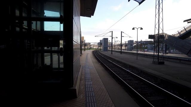 Denmark, Copenhagen Central Railway Station, 3X elevator, walking to train track 26 смотреть онлайн