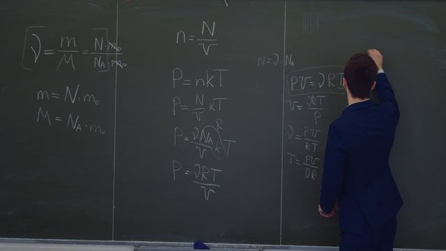 Все формулы молекулярной физики, МКТ 10 класс, + преобразования и шпаргалки смотреть онлайн