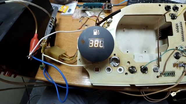 Бакометр для приборной панели BMW E30 смотреть онлайн