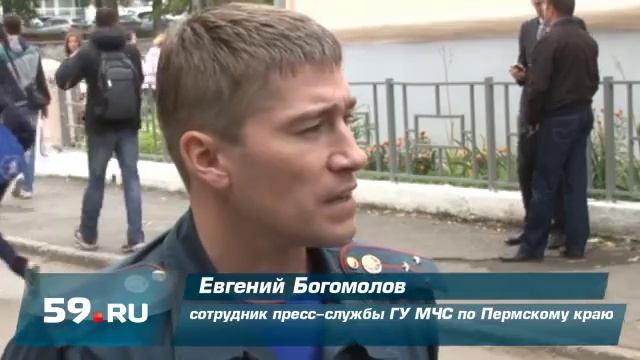 В Перми сгорел продуктовый склад смотреть онлайн