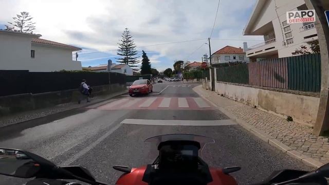 ADV 350 - Primeiras Impressões da SCOOTER ADVENTURE da HONDA смотреть онлайн