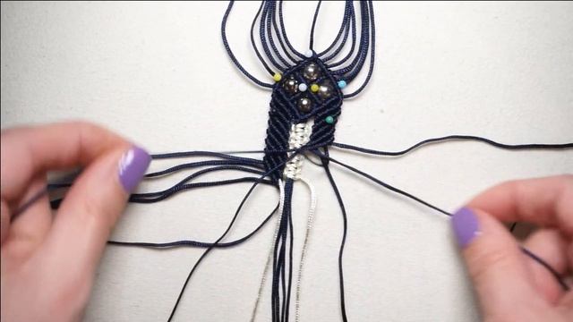 DIY easy man's macrame bracelet | How to make a macrame bracelet | Macrame tutorial step by step смотреть онлайн