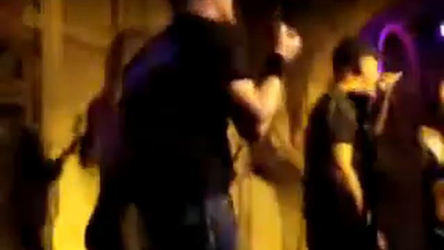 Мальчишник.flv смотреть онлайн