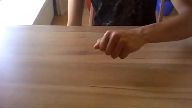 Секрет фокуса монета проходит сковозь стол смотреть онлайн