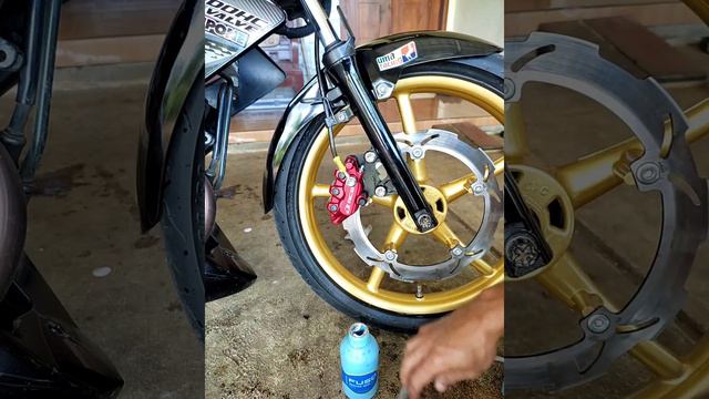 Kuras minyak rem pake minyak rem brembo dot 4 di master kaliper Rcb satria fu смотреть онлайн