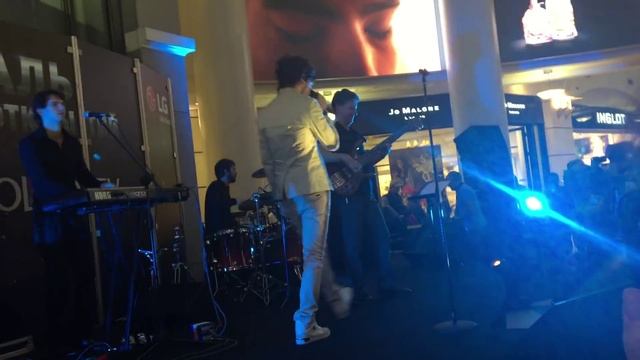 Александр Бон - Трасса в никуда (ТЦ Атриум, 6.09.2015) смотреть онлайн