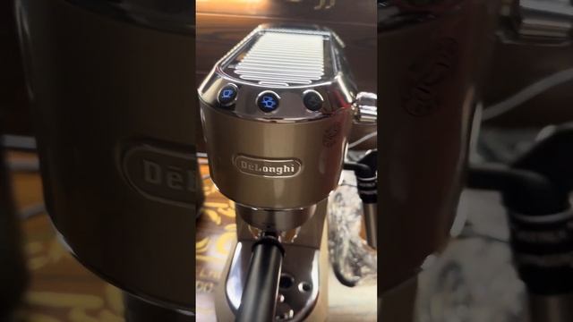 Delonghi dedica 785 #delonghi #coffee #cappuccino смотреть онлайн