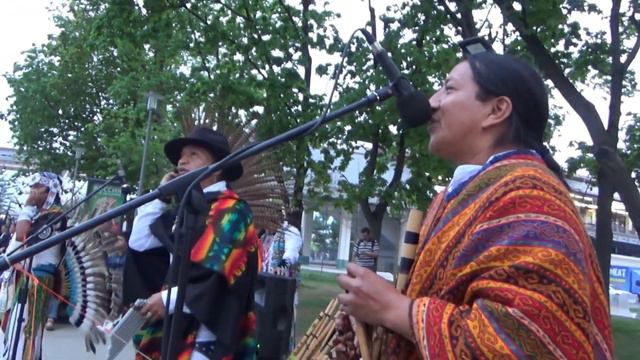 Песни индейцев. Красивейший голос Хосе Малес. Wuambrakuna & Sumac Kuyllur & Franklin~ LENTO смотреть онлайн