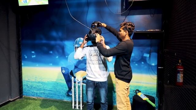 First Time in Banglore !! Virtual Reality Cricket Game смотреть онлайн