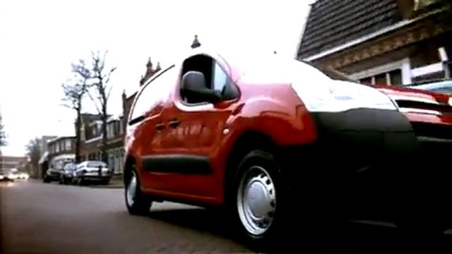 Rappende citroën Berlingo Bouwvakkers смотреть онлайн