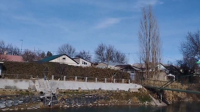 УЗБЕКИСТАН / ЧИРЧИК Chirchiq ТРОИЦК ОБЗОР / Церковь, район, базарчик сегодня 2024 #чирчик #chirchiq смотреть онлайн