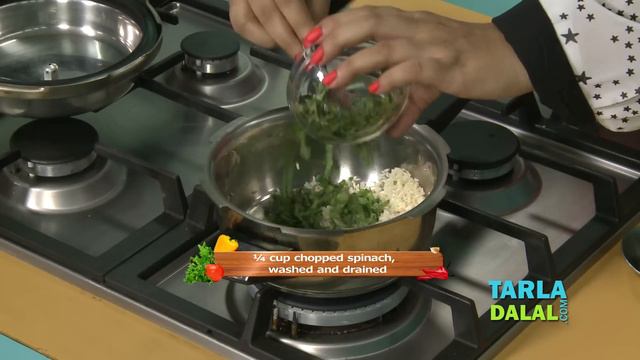 पालक पनीर राइस Palak Paneer Rice, 10 to 12 month old baby) by Tarla Dalal смотреть онлайн