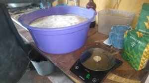 комбикорм своими руками для цыплят!!! лучший способ!!!