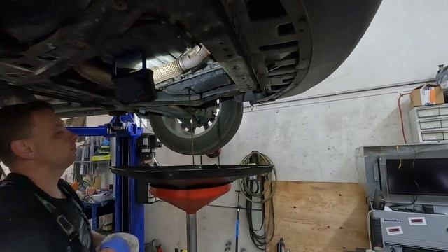 Работа механиком (автослесарем) по автомобилям в Канаде смотреть онлайн